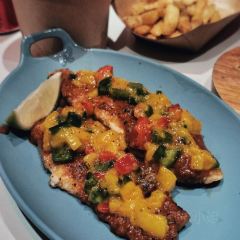 MOON VILLAGE美式慢烤(东方商业广场店) User Photo