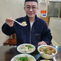 何记担仔面(田岑底店) User Photo