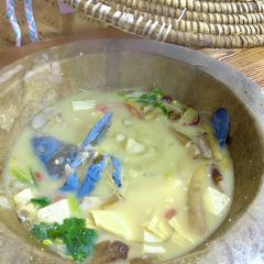 Yu Ni Yi Qi Fish Together Ecological Aquarium (Lugu Lake Branch) User Photo