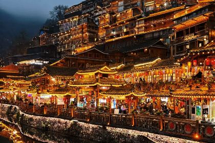 黄果树云端石头寨民宿·餐厅