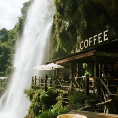 翁布懸崖瀑布咖啡張用戶圖片