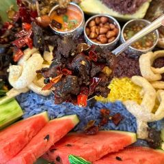 西雙曼傣.邊境傣味.野生菌手抓飯.炒野生菌（南屏街•百大新天地店）張用戶圖片