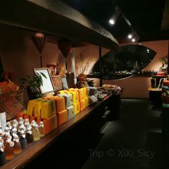 Hum, Garden & Restaurant User Photo
