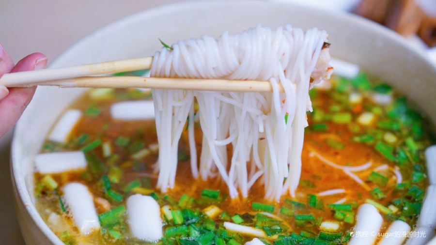 雷老六过桥园米线