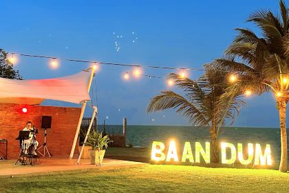 Baan Dum Oceanfront Seafood
