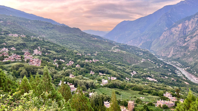 Jiaju Tibetan Village - No. 3 Viewing Platform