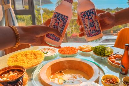 假日海湾石锅鱼 铜锅鱼