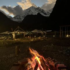 德欽雨崩山語民宿·野奢帳篷營地張用戶圖片