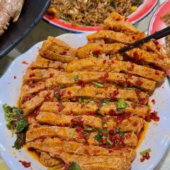 卖龙虾的小伙子(星沙总店) User Photo
