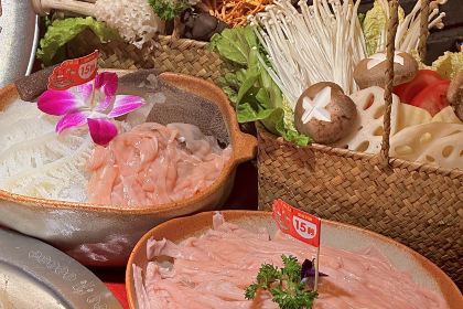 譚鴨血老火鍋（華貿店）