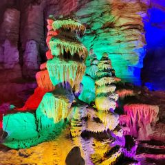 腾龙洞土家地坑吊锅 User Photo