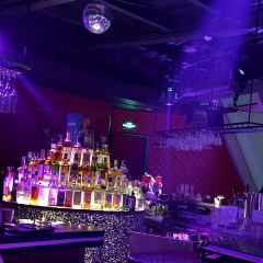 Suzie's Sky Bar User Photo