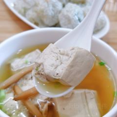 Jingrongjiulou●shengtaimincai (guangda) User Photo