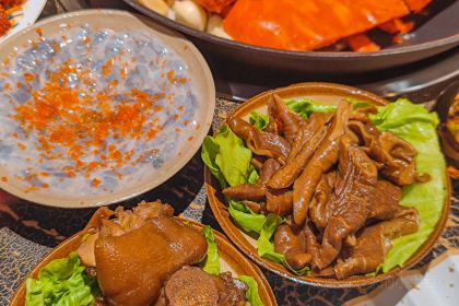 赵九记呱呱老火锅(蓝田店)