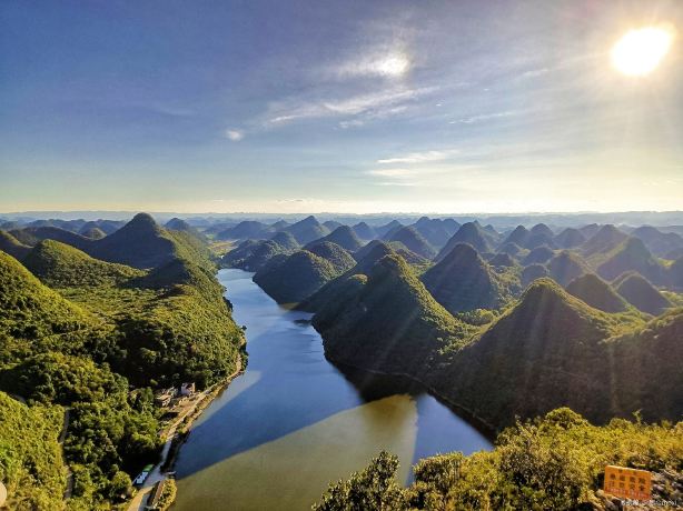 Hewan Village Wanfeng Peak