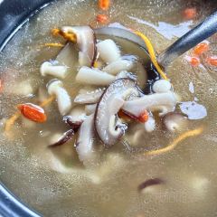 Huating Yi Hui Style Restaurant User Photo