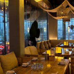 离岸江景餐吧(江滨中大道店) User Photo