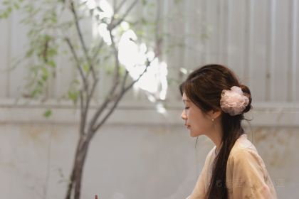 Brown Coffee and Bakery