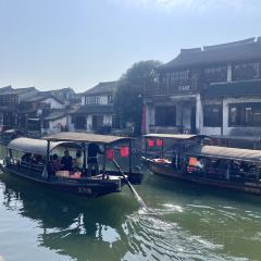 构想几何·咖啡工厂店(沈荡谷仓店) User Photo