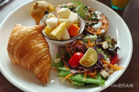Le Banneton Café French Bakery