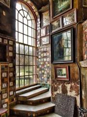 Fonthill Castle