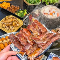 山下人家·土砂锅腊排馆(青城山店) User Photo