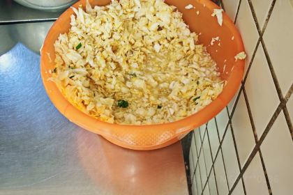 珀玉莲花白米线店