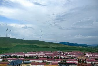 青草堂度假营地(张北草原天路店)·餐饮部 User Photo