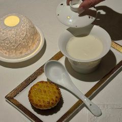 UNIVERSAL BUND BAY User Photo