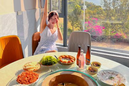 假日海湾石锅鱼 铜锅鱼