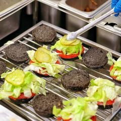 沙朗阿甘鲜肉汉堡(人民公园店) User Photo