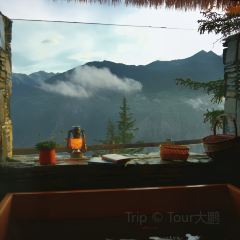 四姑娘山·天空之城悬崖酒店·云端餐厅 User Photo