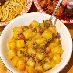 天外天餐饮连锁(华新店) User Photo