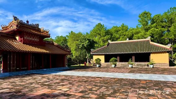 Tomb of King Thieu Tri