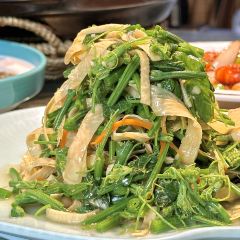 小镇人家海鲜东北菜(同湾店) User Photo