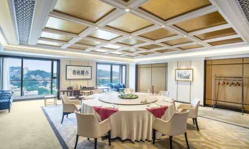MINYUE PAILACE RESTAURANT