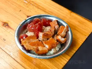 樑阿婆廿年老牌扣肉糯米飯