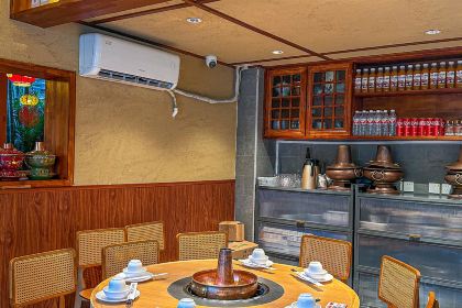 正宗宝轮老字号老任羊肉串(万源店)