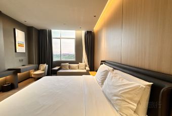 鴻源食莊（城東店）用戶圖片