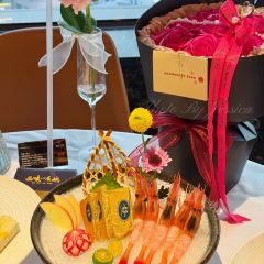 天空之城·全景旋转餐厅 User Photo