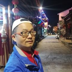 普者黑撒尼客栈·仙人洞村撒尼客栈餐厅 User Photo