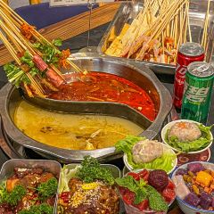 唐记煌·大坨牛肉串串香火锅(中渼市集店) User Photo