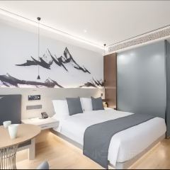 林芝后客东来酒店·后知咖啡 User Photo