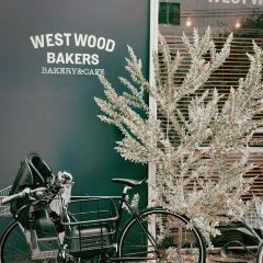 West Wood Bakers 여행 사진