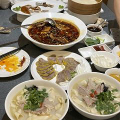 Yu Ya Yuan User Photo