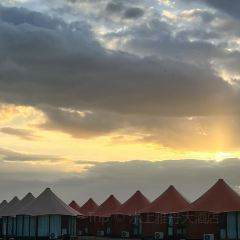 乌素特水上雅丹梦幻星空野奢度假酒店·雅丹之夜 User Photo