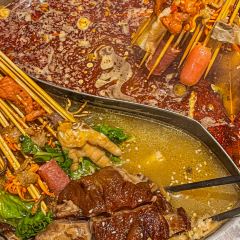 唐记煌·大坨牛肉串串香火锅(中渼市集店) User Photo