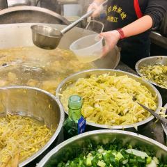 啊墨江牛烂烀米线 User Photo