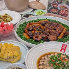 唔哩赞崇明私藏菜(凤阳路店) User Photo