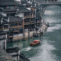 MAN SHI XIA BING User Photo